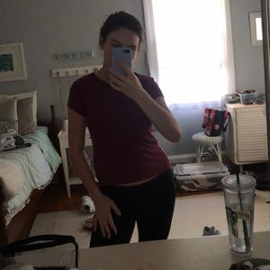 Maroon Ribbed Short Sleeve